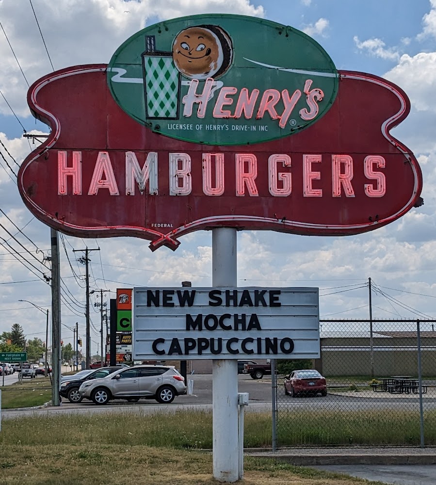 Henry's Hamburgers | 1832 M 139, Benton Harbor, MI 49022